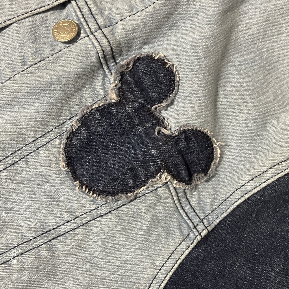 Disney Her Universe Women's Denim Two Toned Blue Jacket Size Medium - Picture 9 of 16